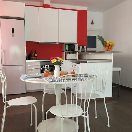 Nice Apartment 80 Meters From The Beach Calafell Buitenkant foto