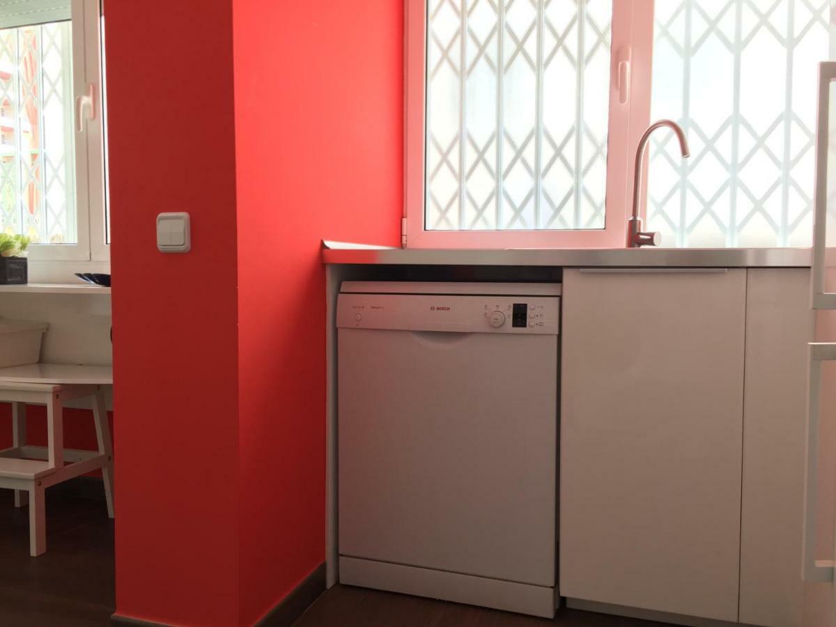Nice Apartment 80 Meters From The Beach Calafell Buitenkant foto