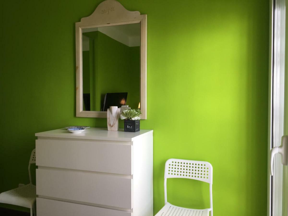 Nice Apartment 80 Meters From The Beach Calafell Buitenkant foto