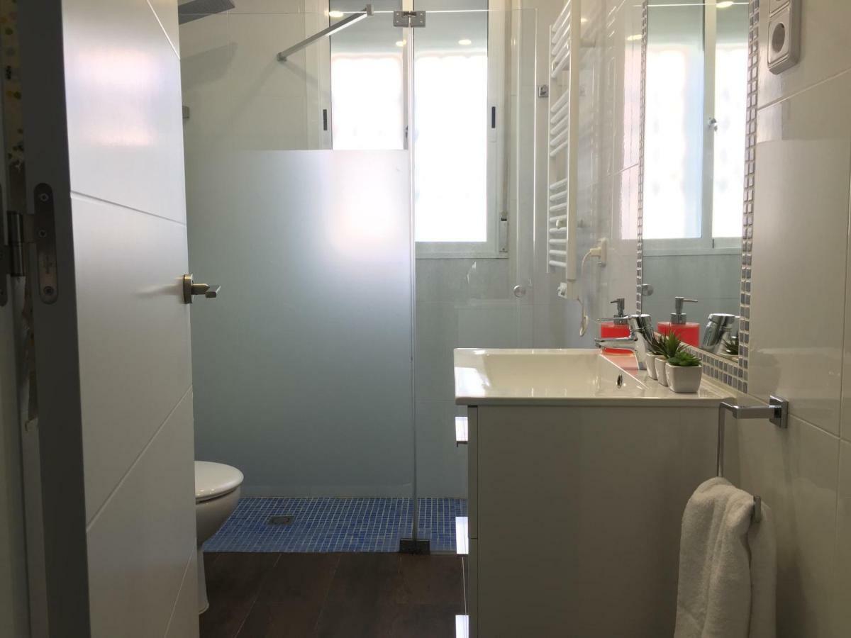 Nice Apartment 80 Meters From The Beach Calafell Buitenkant foto